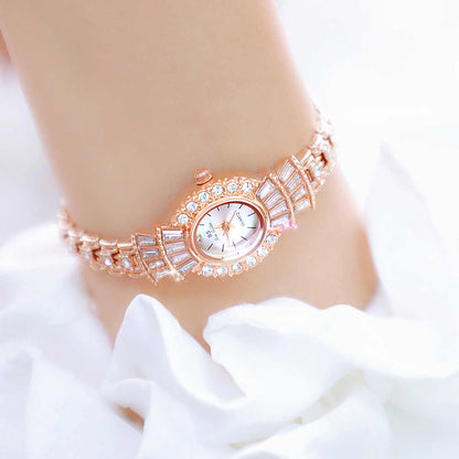 BS Women's Watch Retro Small Gold Watch Niche Light Luxury New Vintage Style Quartz Watches Elegant Clock Jewelry Reloj FA1715